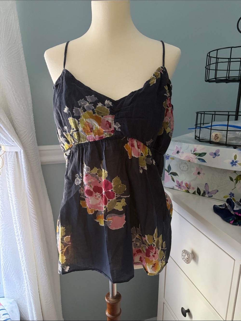 American Eagle Outfitters Black Floral Spaghetti-Strap Camisole